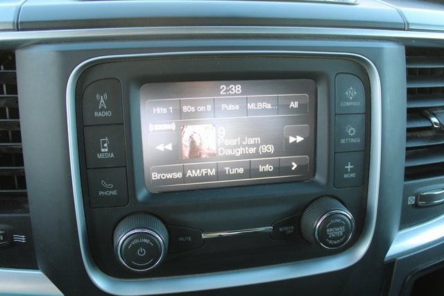 RAM 1500 Classic Warlock 4x2 Crew Cab 5'7" Box 2024