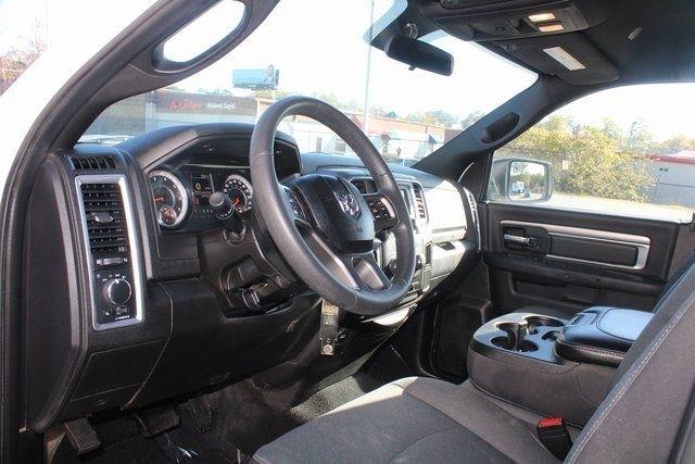 RAM 1500 Classic Warlock 4x2 Crew Cab 5'7" Box 2024