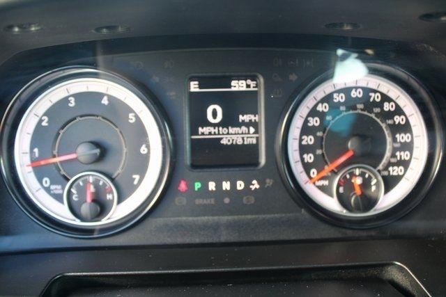 RAM 1500 Classic Warlock 4x2 Crew Cab 5'7" Box 2024