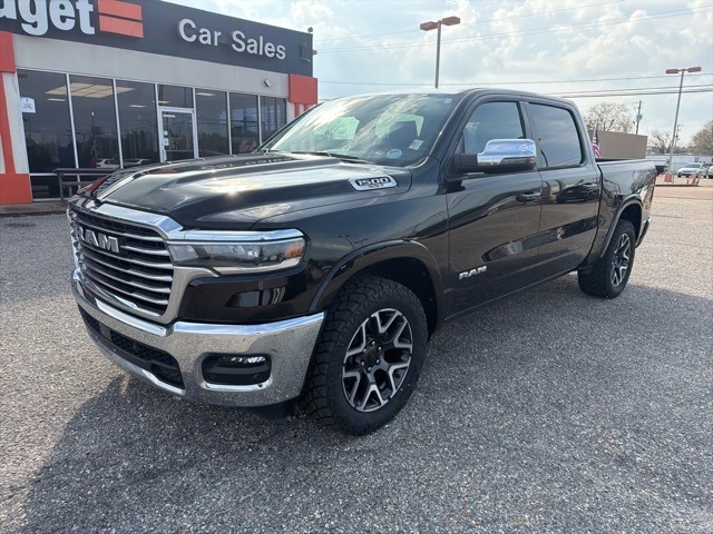 RAM 1500 Laramie 4x4 Crew Cab 5'7" Box 2025
