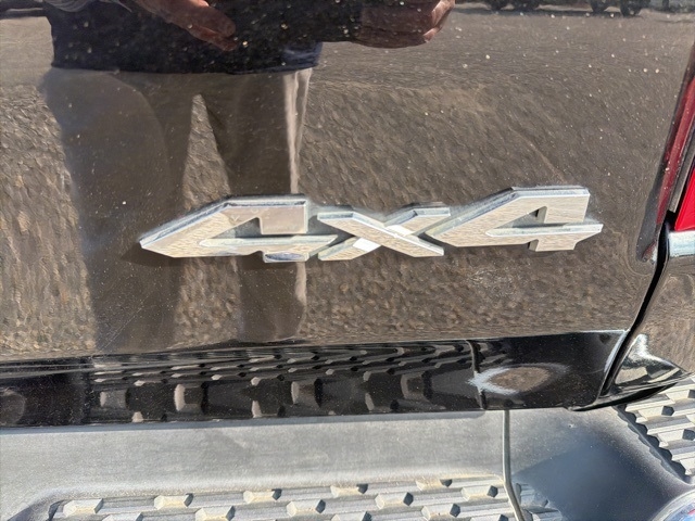 RAM 1500 Laramie 4x4 Crew Cab 5'7" Box 2025