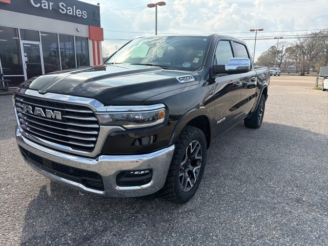 RAM 1500 Laramie 4x4 Crew Cab 5'7" Box 2025