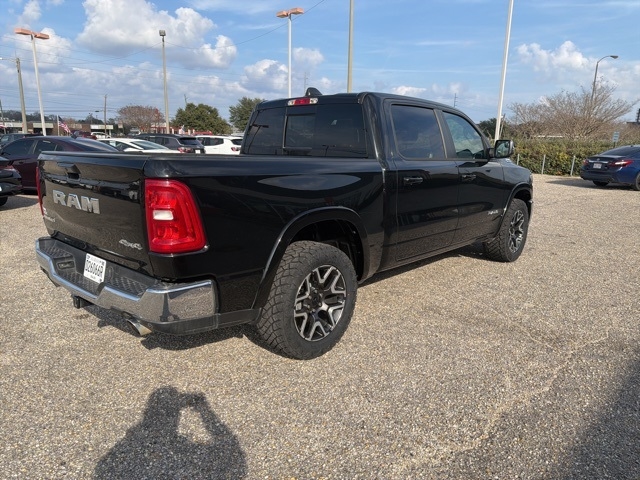 RAM 1500 Laramie 4x4 Crew Cab 5'7" Box 2025