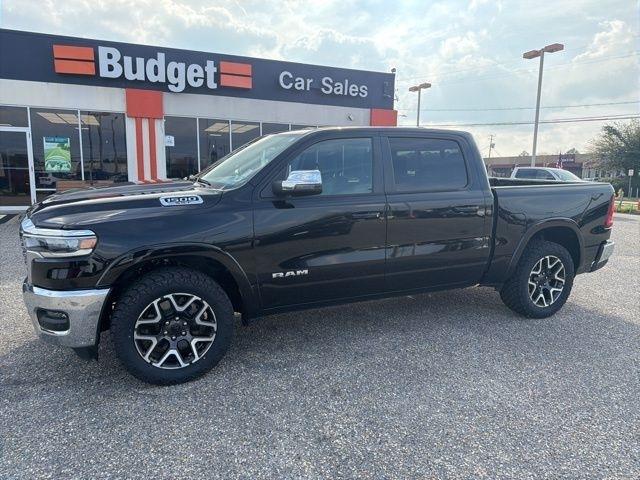 RAM 1500 Laramie 4x4 Crew Cab 5'7" Box 2025