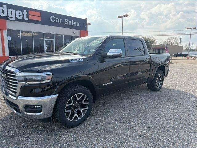 RAM 1500 Laramie 4x4 Crew Cab 5'7" Box 2025