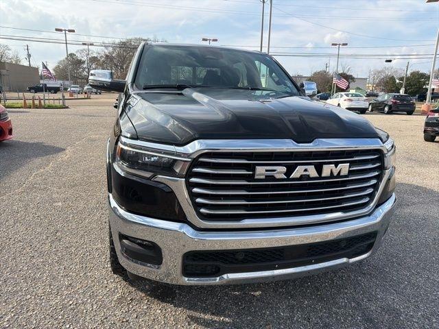 RAM 1500 Laramie 4x4 Crew Cab 5'7" Box 2025