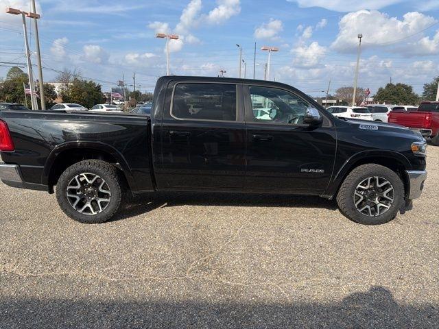 RAM 1500 Laramie 4x4 Crew Cab 5'7" Box 2025