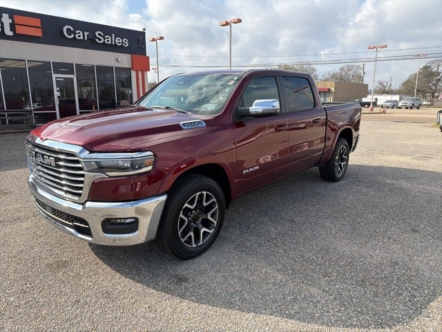 RAM 1500 Laramie 4x4 Crew Cab 5'7" Box 2025