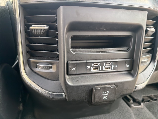 RAM 1500 Laramie 4x4 Crew Cab 5'7" Box 2025