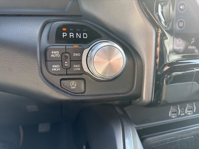 RAM 1500 Laramie 4x4 Crew Cab 5'7" Box 2025