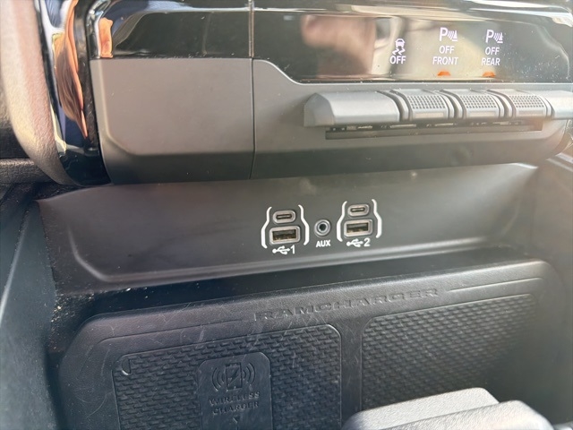 RAM 1500 Laramie 4x4 Crew Cab 5'7" Box 2025