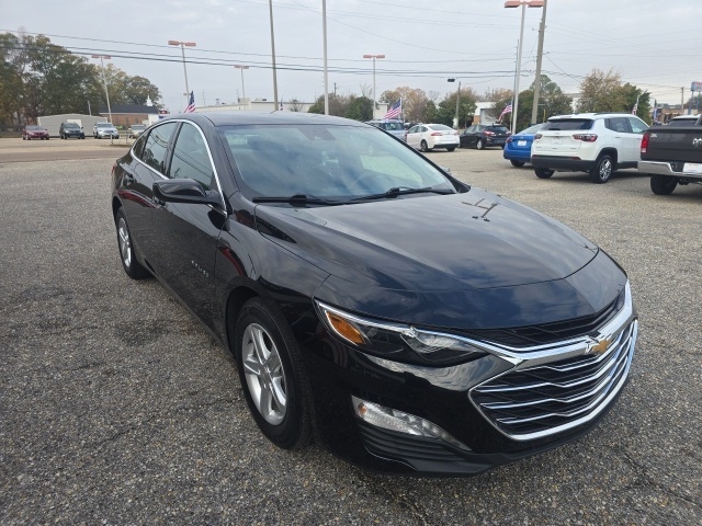 Chevrolet Malibu 4dr Sdn 1LT 2024
