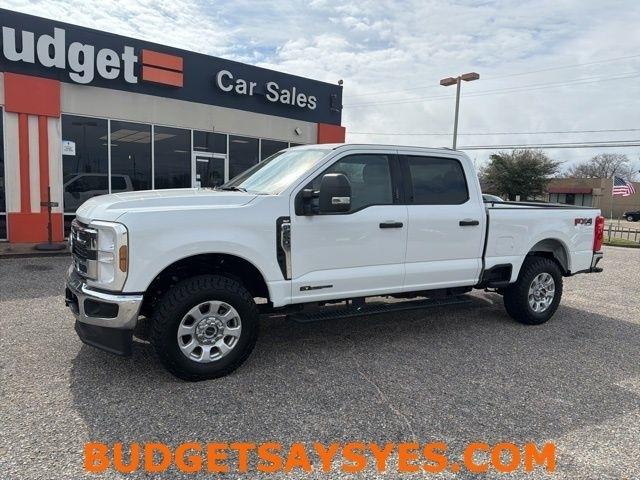 Ford Super Duty F-250 SRW King Ranch 4WD Crew Cab 8' Box 2024