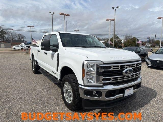 Ford Super Duty F-250 SRW King Ranch 4WD Crew Cab 8' Box 2024