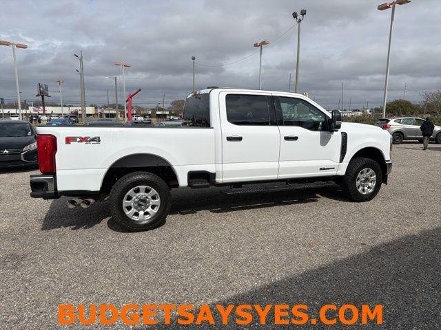 Ford Super Duty F-250 SRW King Ranch 4WD Crew Cab 8' Box 2024