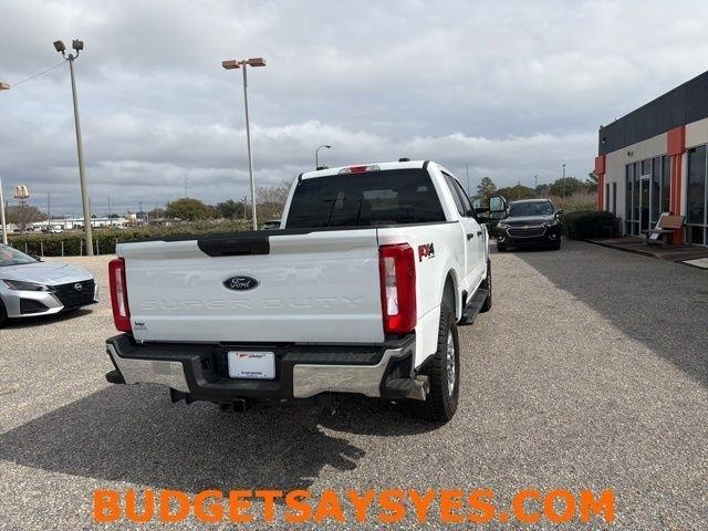 Ford Super Duty F-250 SRW King Ranch 4WD Crew Cab 8' Box 2024