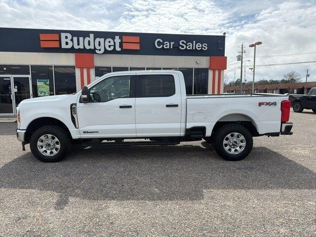 Ford Super Duty F-250 SRW King Ranch 4WD Crew Cab 8' Box 2024