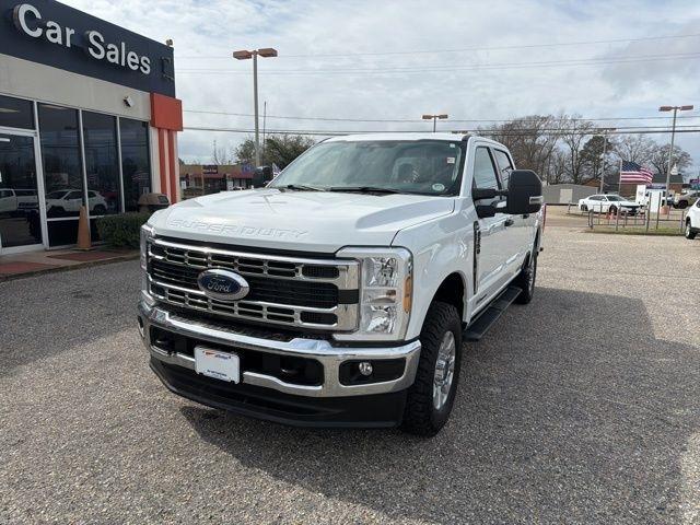 Ford Super Duty F-250 SRW King Ranch 4WD Crew Cab 8' Box 2024