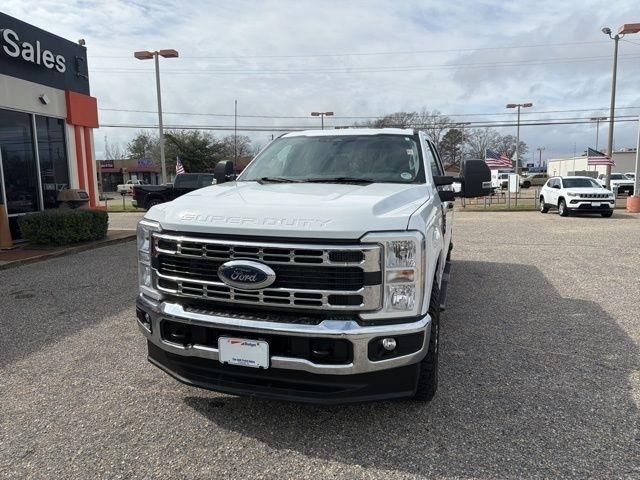 Ford Super Duty F-250 SRW King Ranch 4WD Crew Cab 8' Box 2024