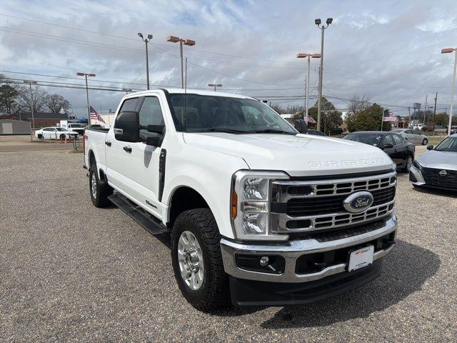 Ford Super Duty F-250 SRW King Ranch 4WD Crew Cab 8' Box 2024