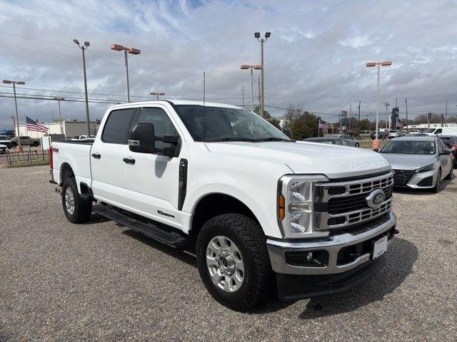 Ford Super Duty F-250 SRW King Ranch 4WD Crew Cab 8' Box 2024