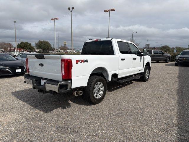 Ford Super Duty F-250 SRW King Ranch 4WD Crew Cab 8' Box 2024