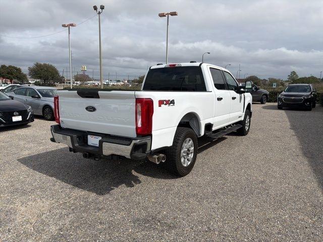 Ford Super Duty F-250 SRW King Ranch 4WD Crew Cab 8' Box 2024