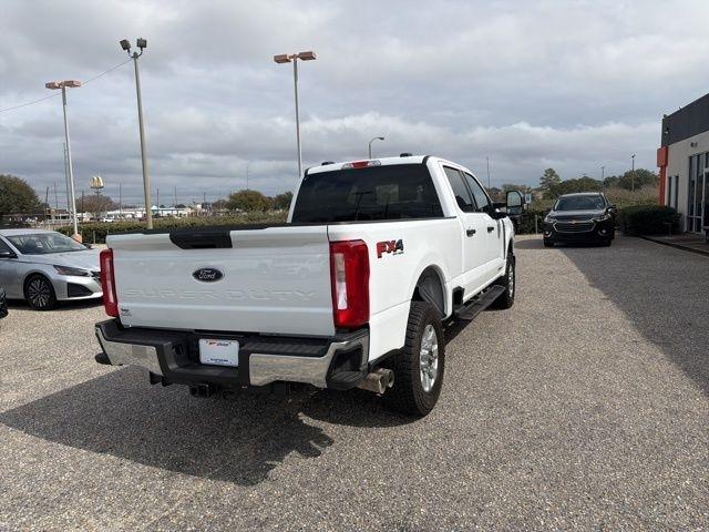 Ford Super Duty F-250 SRW King Ranch 4WD Crew Cab 8' Box 2024