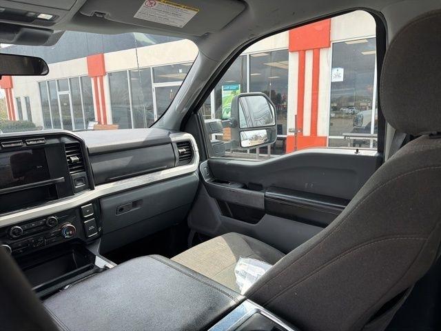 Ford Super Duty F-250 SRW King Ranch 4WD Crew Cab 8' Box 2024