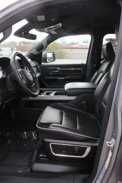 RAM 1500 Laramie 4x4 Crew Cab 5'7" Box 2025