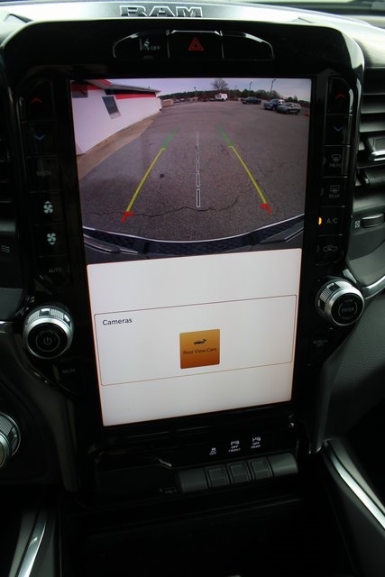 RAM 1500 Laramie 4x4 Crew Cab 5'7" Box 2025