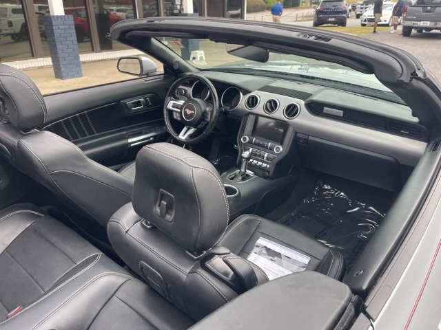 Ford Mustang EcoBoost Convertible 2023