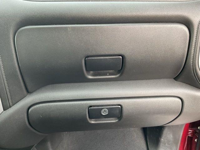 Chevrolet Silverado 1500 2WD Crew Cab 147" LT 2019