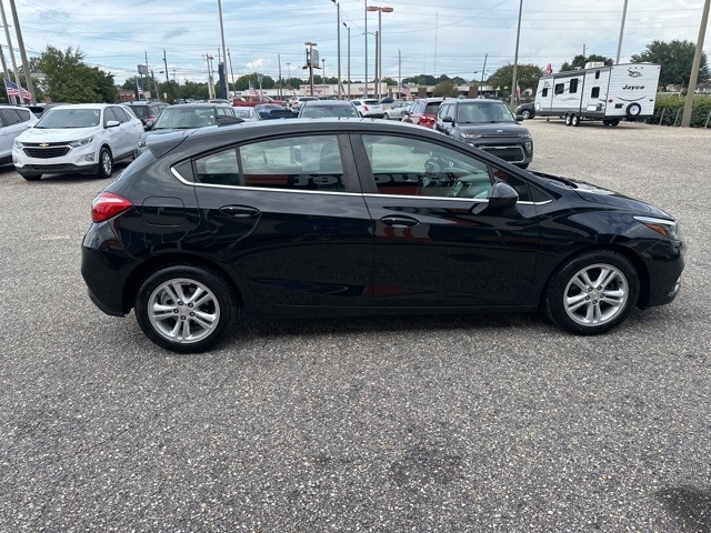 Chevrolet Cruze 4dr HB 1.4L LT w/1SD 2018