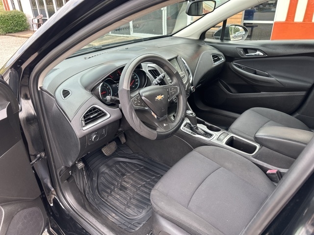 Chevrolet Cruze 4dr HB 1.4L LT w/1SD 2018