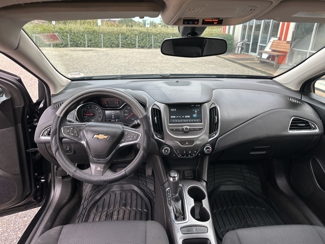 Chevrolet Cruze 4dr HB 1.4L LT w/1SD 2018