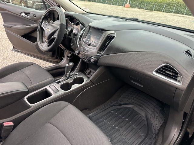 Chevrolet Cruze 4dr HB 1.4L LT w/1SD 2018