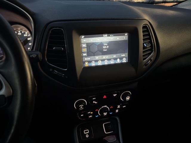 Jeep Compass Latitude FWD 2018