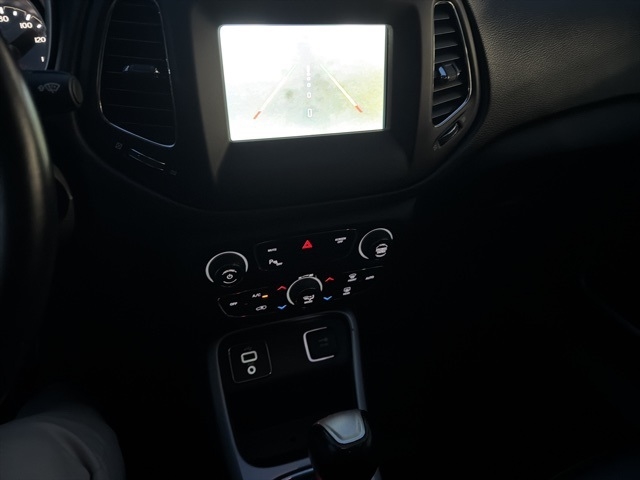 Jeep Compass Latitude FWD 2018