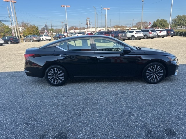 Nissan Altima SV FWD 2025