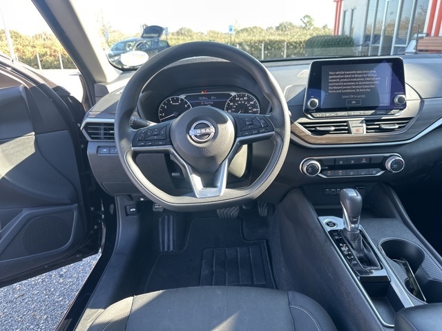 Nissan Altima SV FWD 2025