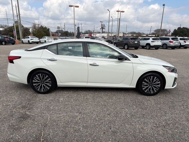 Nissan Altima SV FWD 2025