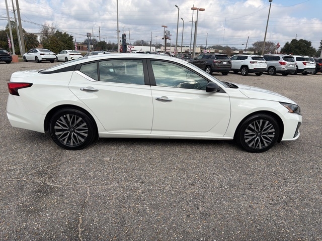 Nissan Altima SV FWD 2025