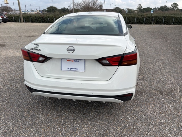 Nissan Altima SV FWD 2025