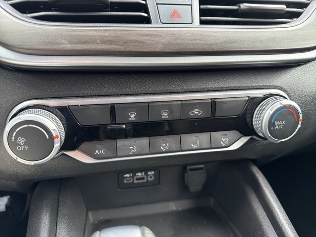 Nissan Altima SV FWD 2025