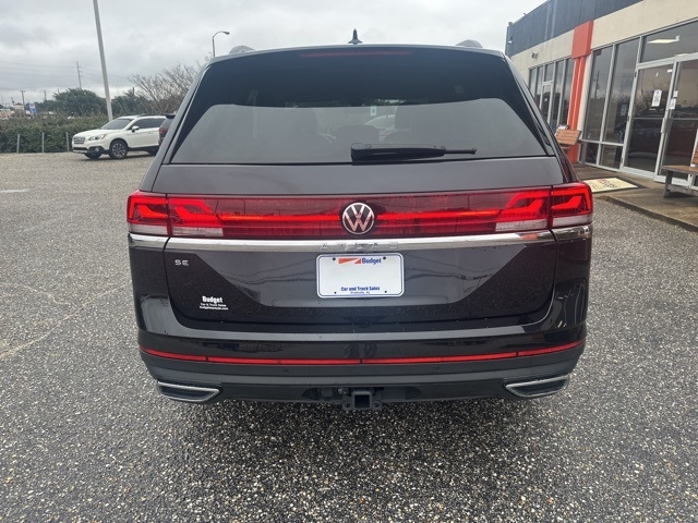 Volkswagen Atlas 2.0T SE w/Technology FWD 2024