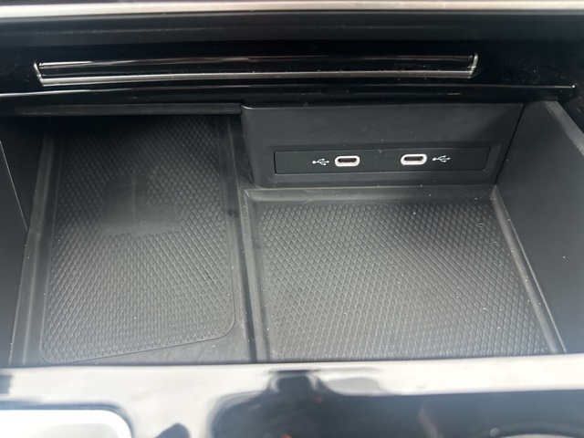 Volkswagen Atlas 2.0T SE w/Technology FWD 2024