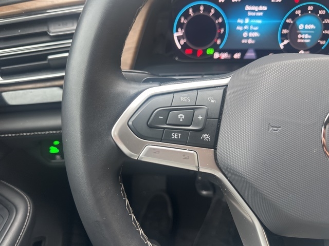 Volkswagen Atlas 2.0T SE w/Technology FWD 2024