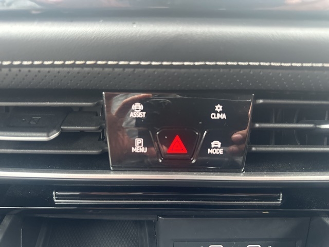 Volkswagen Atlas 2.0T SE w/Technology FWD 2024