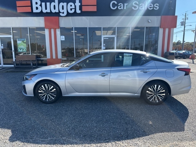 Nissan Altima 2.5 SV Sedan 2024